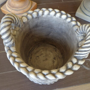 Pot à plante forme panier en GRC Ref BF021