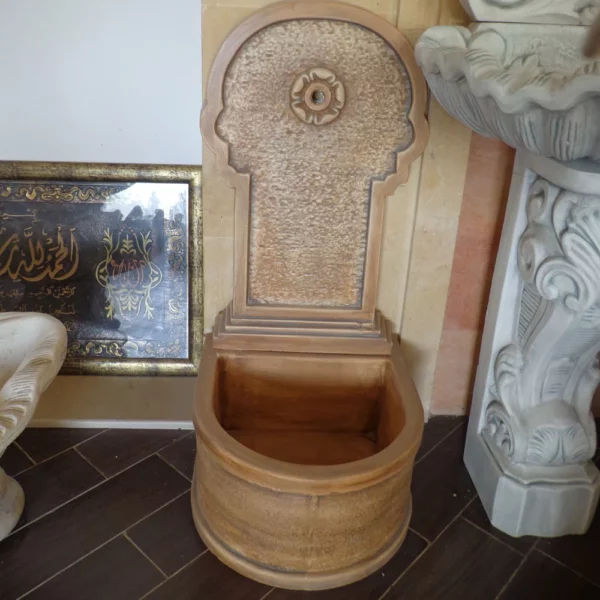 Fontaine murale en béton GRC – FM 021 fond