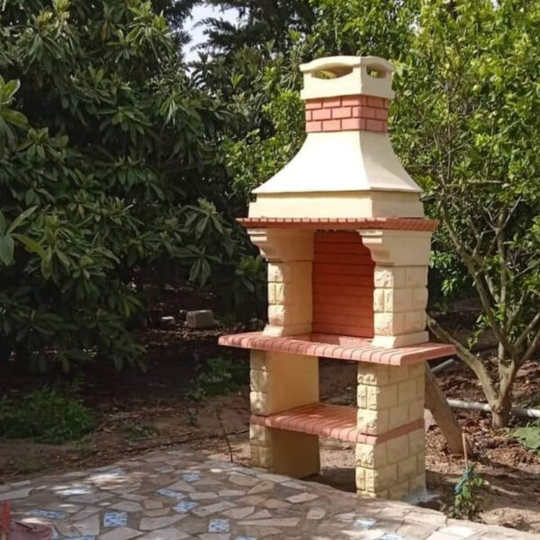 Barbecue en béton avec cheminée BPCR12 reel