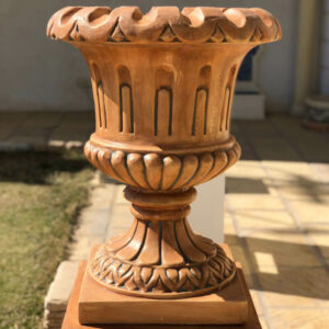 Bac a fleur avec support en béton BF036