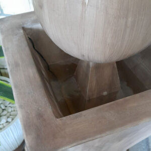 Fontaine décorative d’intérieur en resine F013