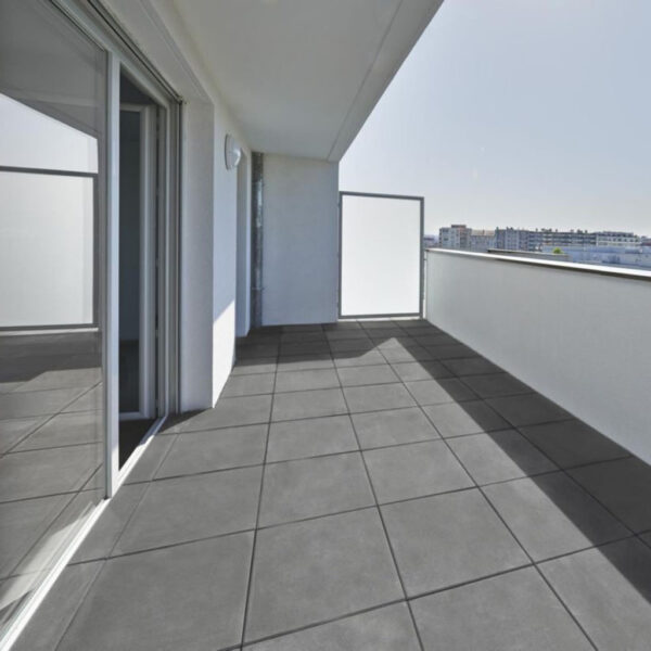 Dallage en béton fibré lisse 1013 couverture