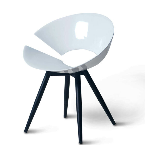 Chaise designe en resine modèle Hybride