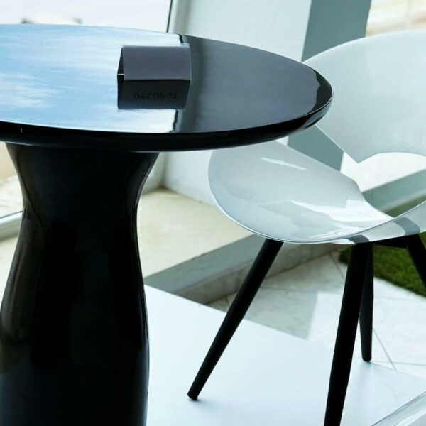 Chaise designe en resine modèle Hybride reel