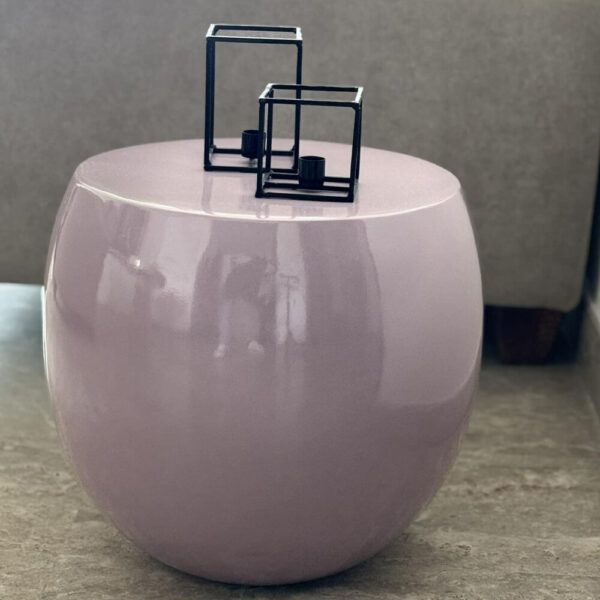 Table d’appoint en résine ref 3836