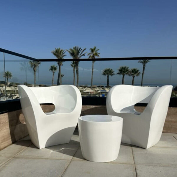 Fauteuil elégante en résine VENYL70 couv