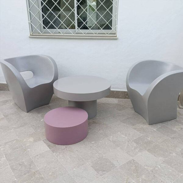 Fauteuil elégante en résine VENYL70 reel 3