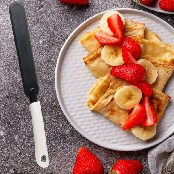 Spatule à crêpes en nylon couv