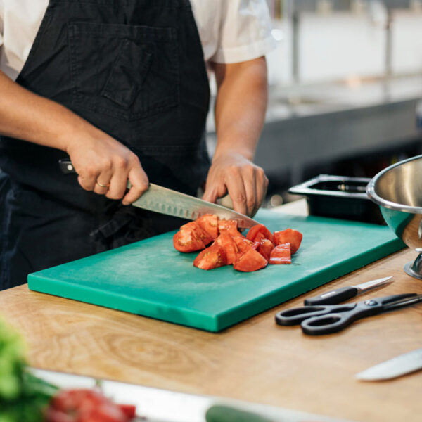 Planche a découper en polyéthylène 40x30x2cm vert couverture