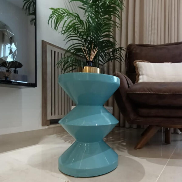 Table d’appoint en résine H47 D30 cm couv2