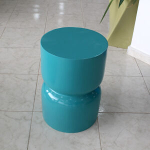 Table d’appoint en résine H50 D35 cm