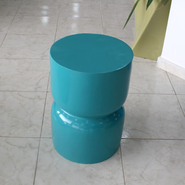 Table d’appoint en résine H50 D35 cm reel 2