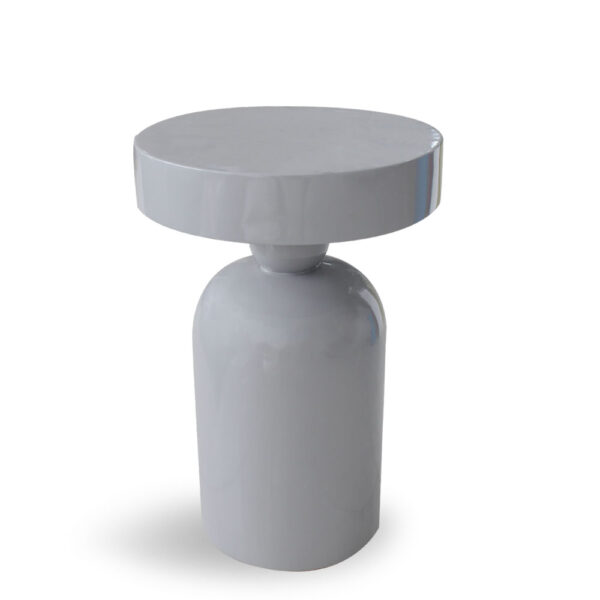 Table d'appoint en resine modèle chapeau