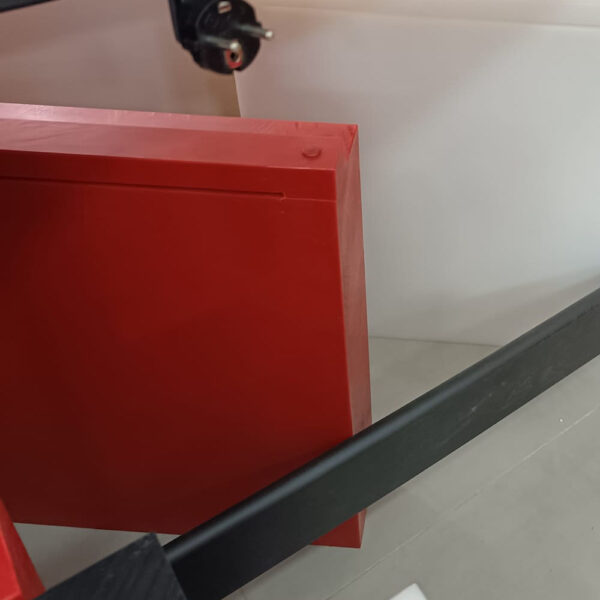 Planche De Découpe Avec Porte Couteaux 50x50x10cm couv