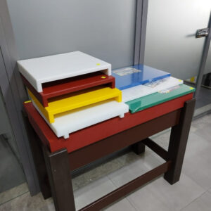 Planche a découper en polyéthylène 40x30x1,5cm