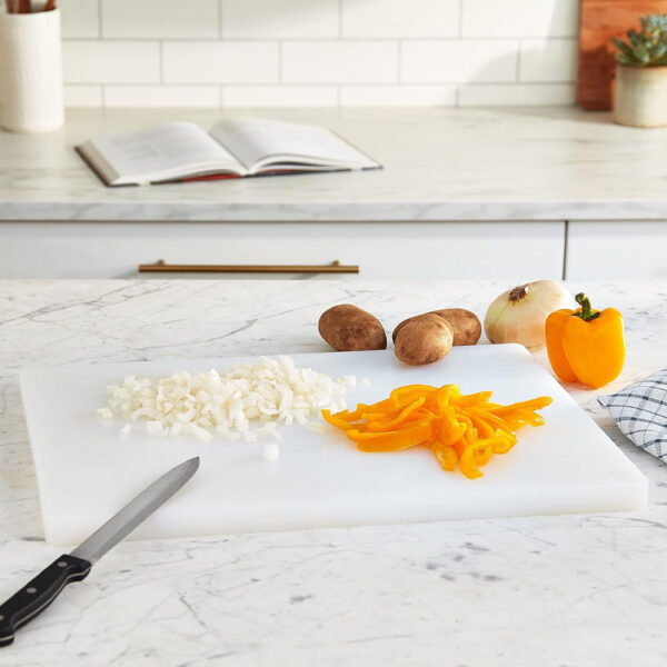 Planche de découpe en polyéthylène blanc 60x40x4cm couv