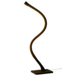 Lampadaire-design-salon-forme-s