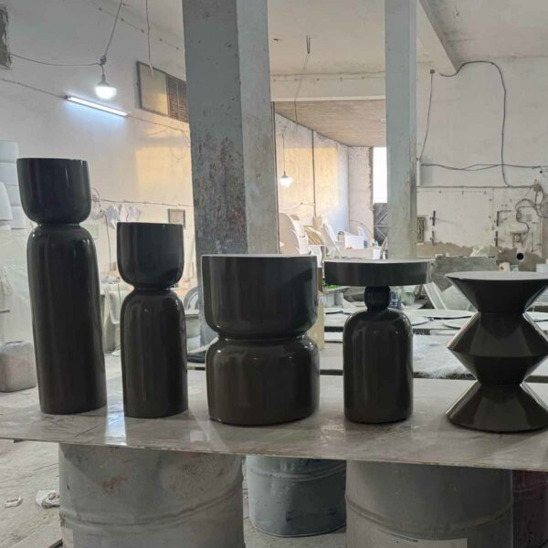 Table d'appoint ronde en resine diametre 20cm reel