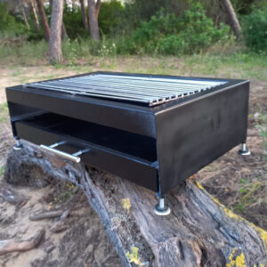 Barbecue à Charbon en Acier Noir BBP26
