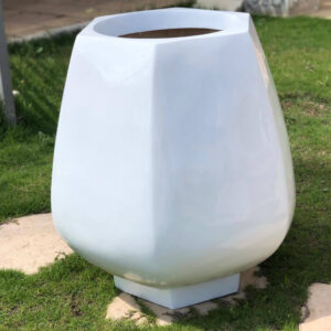 Pot de fleur en resine forme Diamonds H75cm